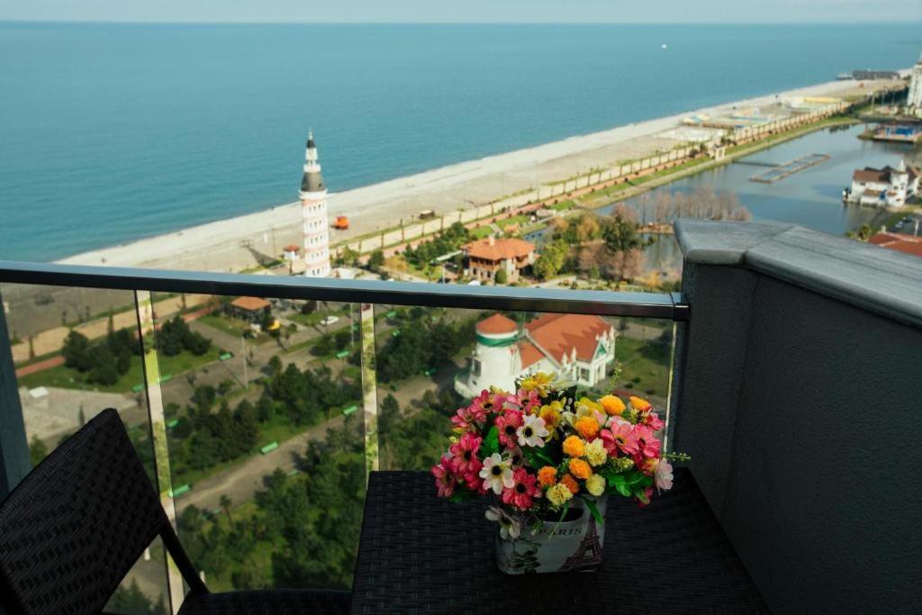 Orbi Luxury Apartments Batumi Ngoại thất bức ảnh